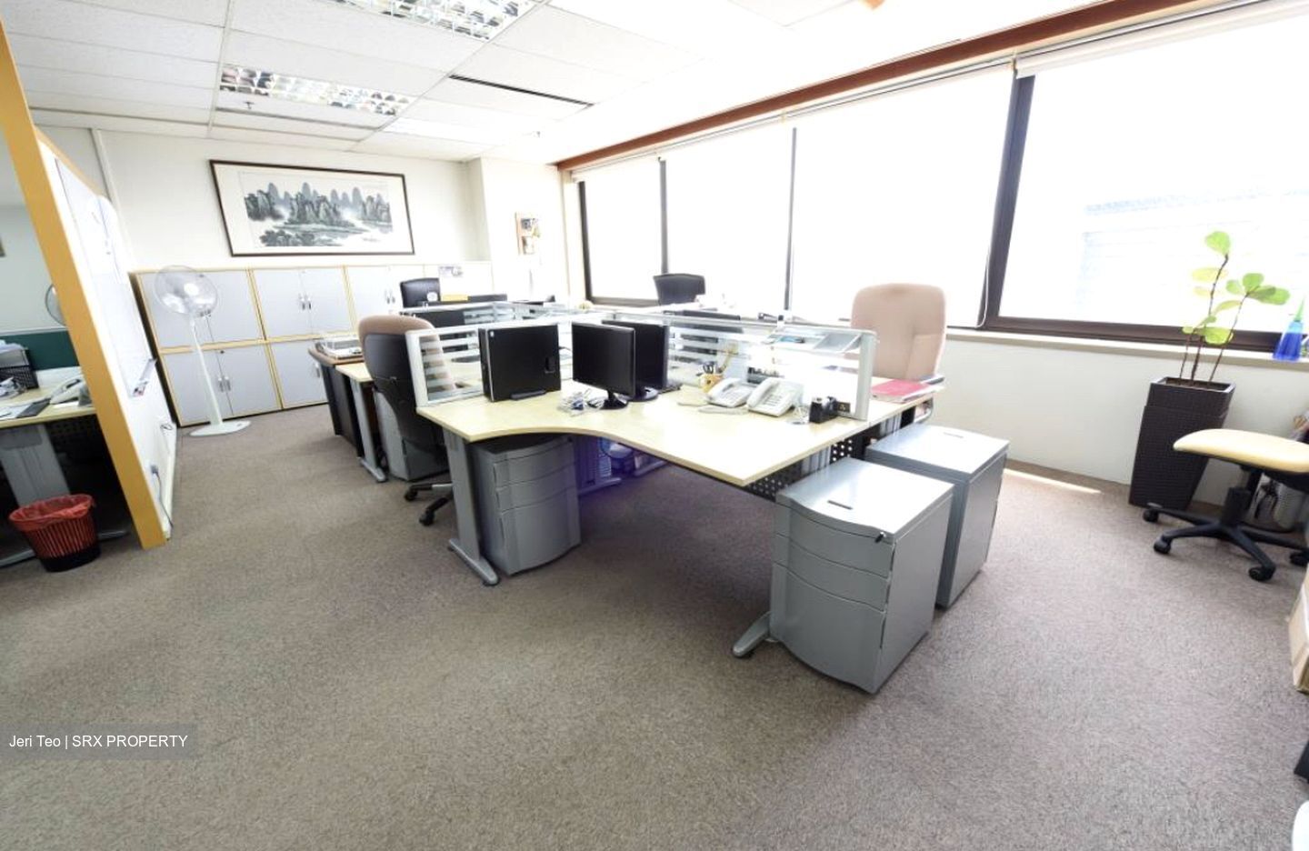 Parkway Parade (D15), Office #334070261